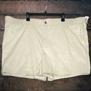 Abercrombie & Fitch Vegan Leather Shorts Dad Short High Rise‎ Beige Size 24 NWT